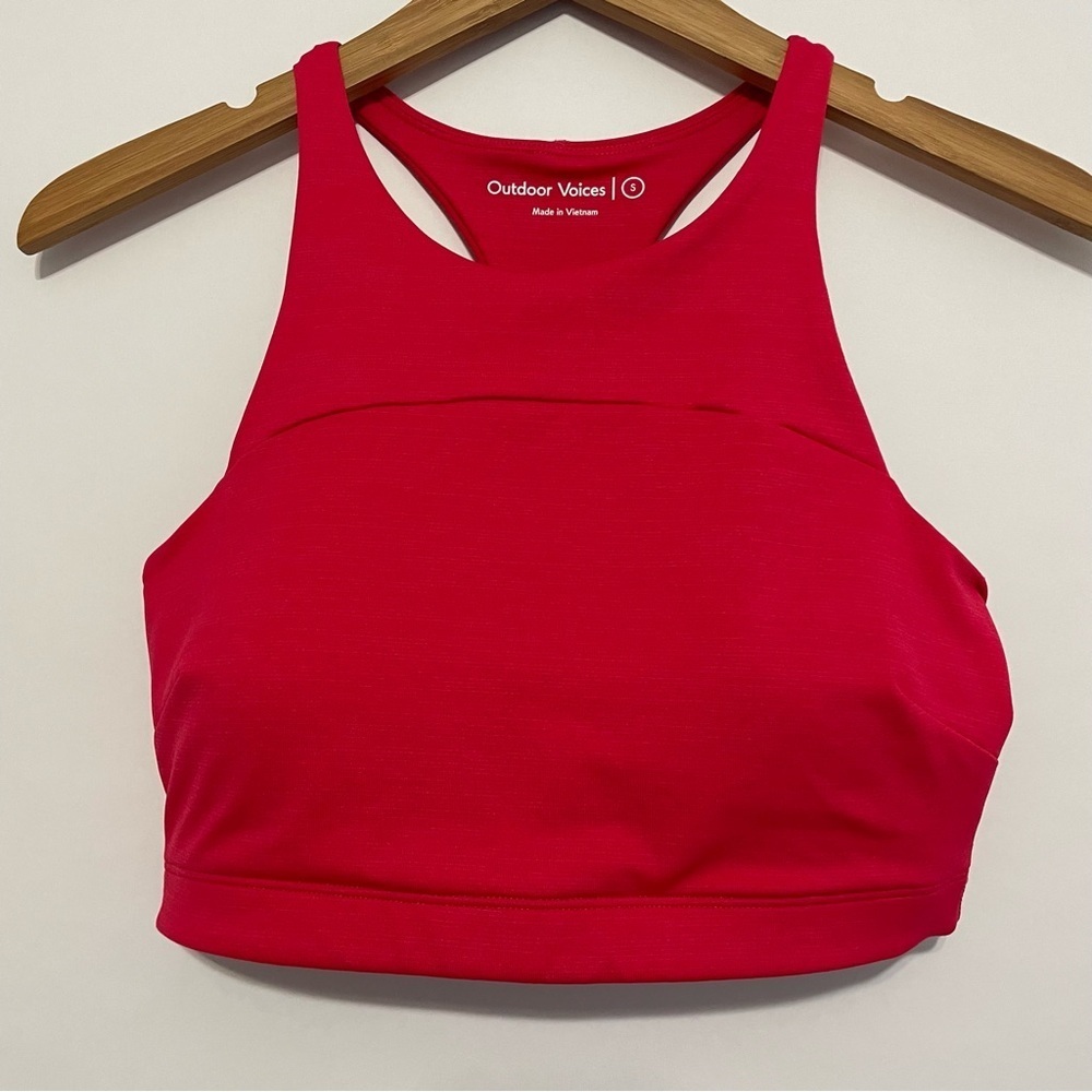 Outdoor Voices Women's Red Padded Sports Bra Size Small